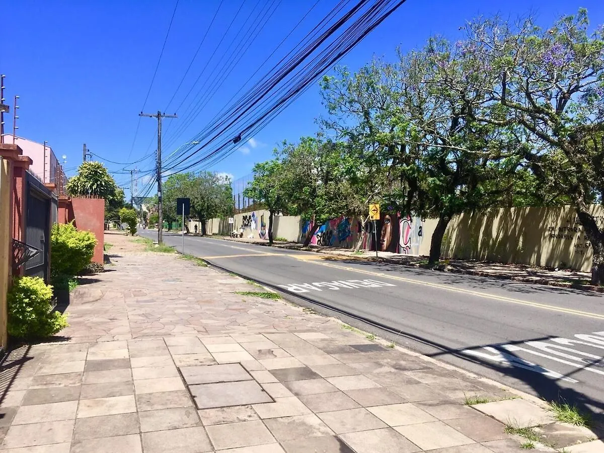 Villa Apzito Tri Com Garagem Porto Alegre Ferienhaus